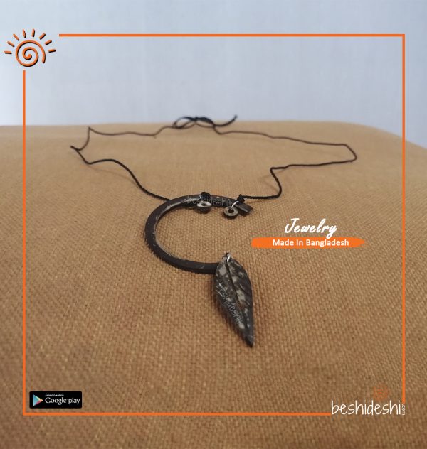 Handmade Coconut Shell Neckpiece