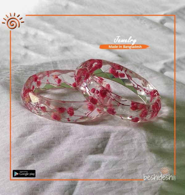 Handmade Diamond Cut Resin Bangle Set