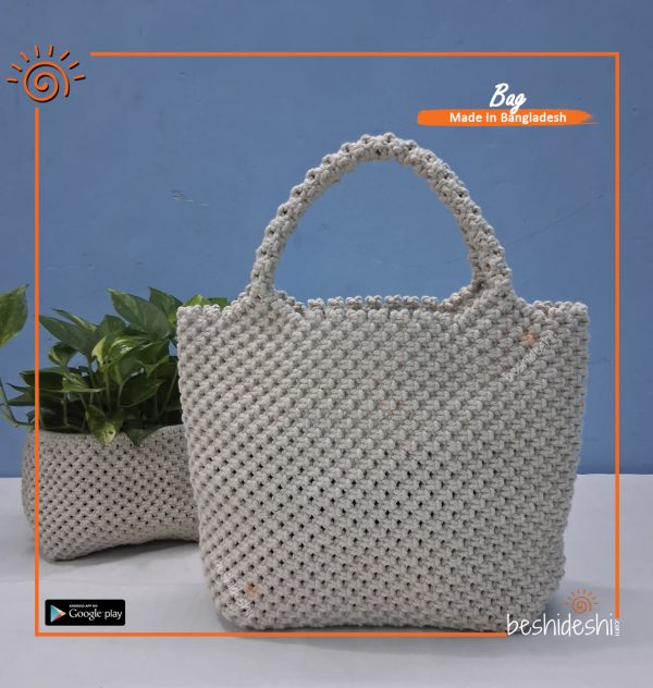Macramé Hand Bag