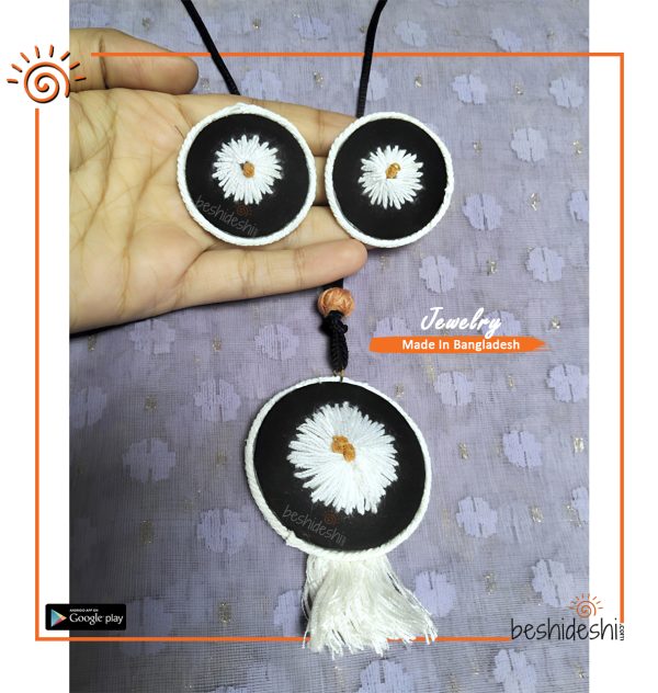 Handmade Embroidery Jewelry Set