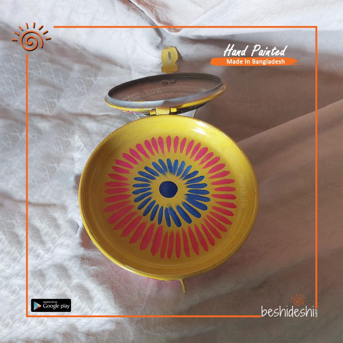 Rickshaw Painted Pandani