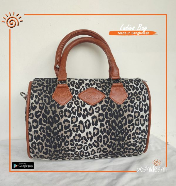 Savara Hand Bag